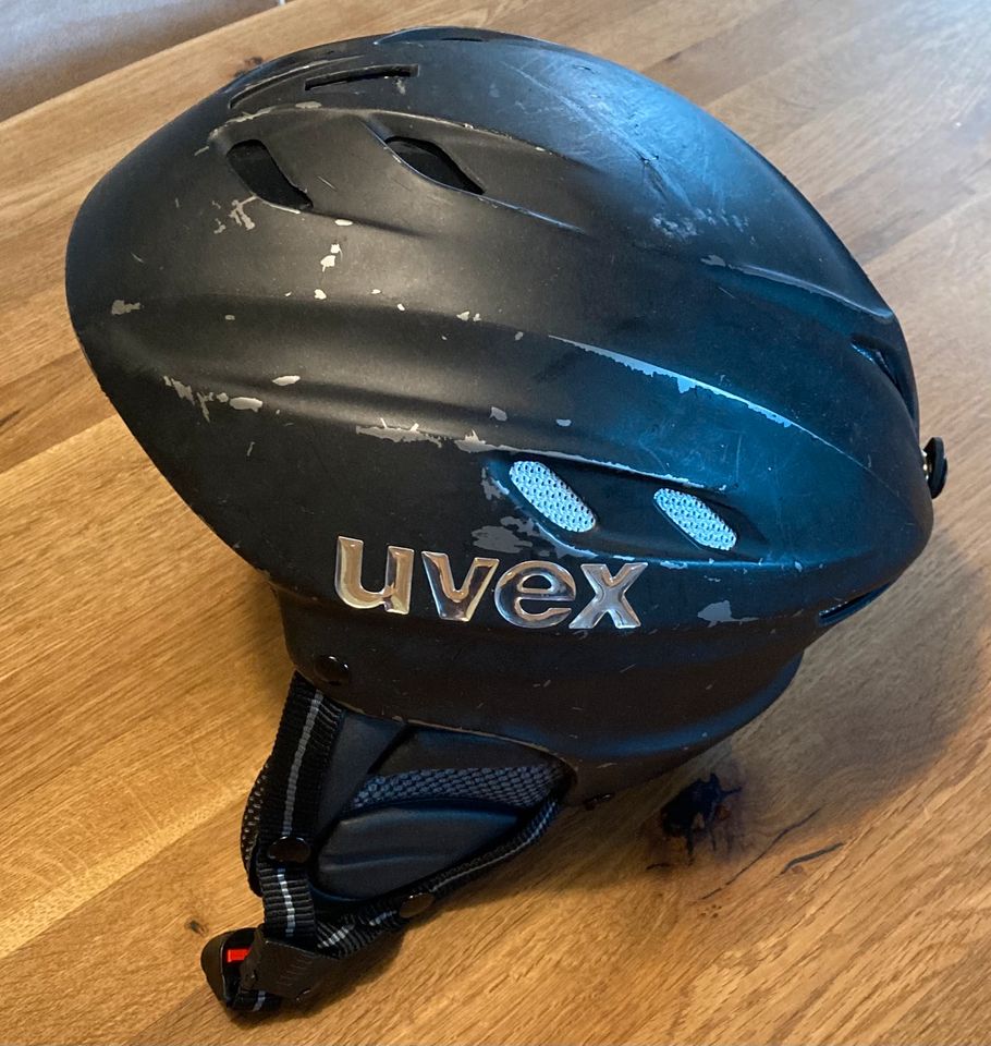 Uvex Skihelm in Haßloch