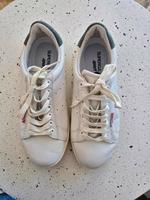 Neuwertiger Superga Sneaker aus Leder, Größe 39 Hessen - Schwalbach a. Taunus Vorschau