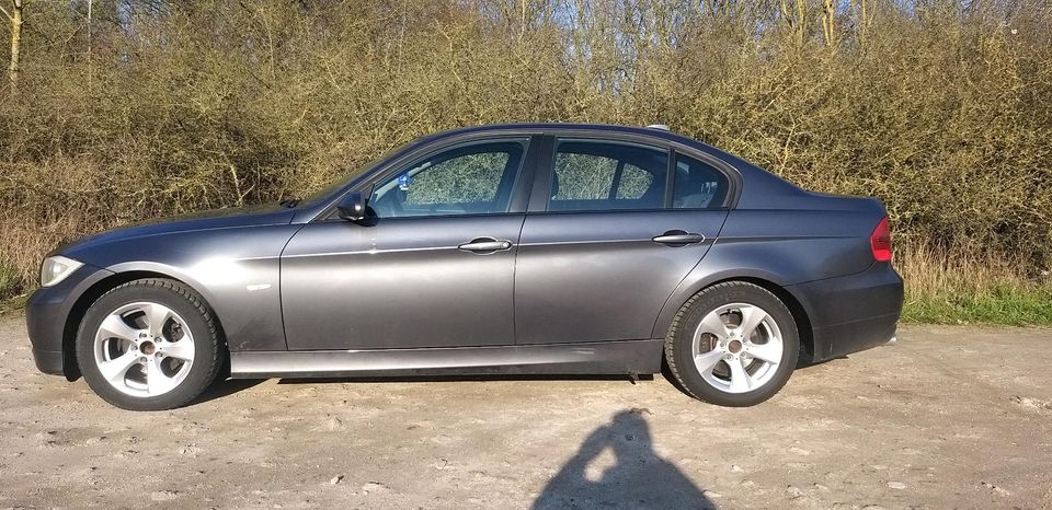 BMW E90 318i 2006 in Wismar