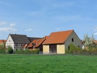 Calden: Wohnhaus mit Stallgebäude und Scheune, ideal für Tiernutzung und Hobbies Hessen - Calden Vorschau