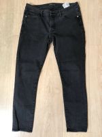 Jeans schwarz Abercrombie & Fitch Größe 32/14 Hessen - Messel Vorschau