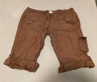 Kurze braune Hose von Pimkie Gr 36 Niedersachsen - Rinteln Vorschau