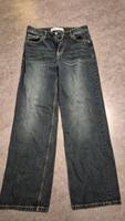 Bershka Jeans dunkelblau Gr 34 Loose Fit Nordrhein-Westfalen - Oerlinghausen Vorschau