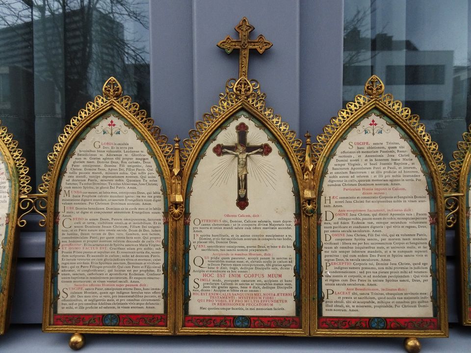 kanontafeln neogotik neugotisch sakral kirche altar in Köln