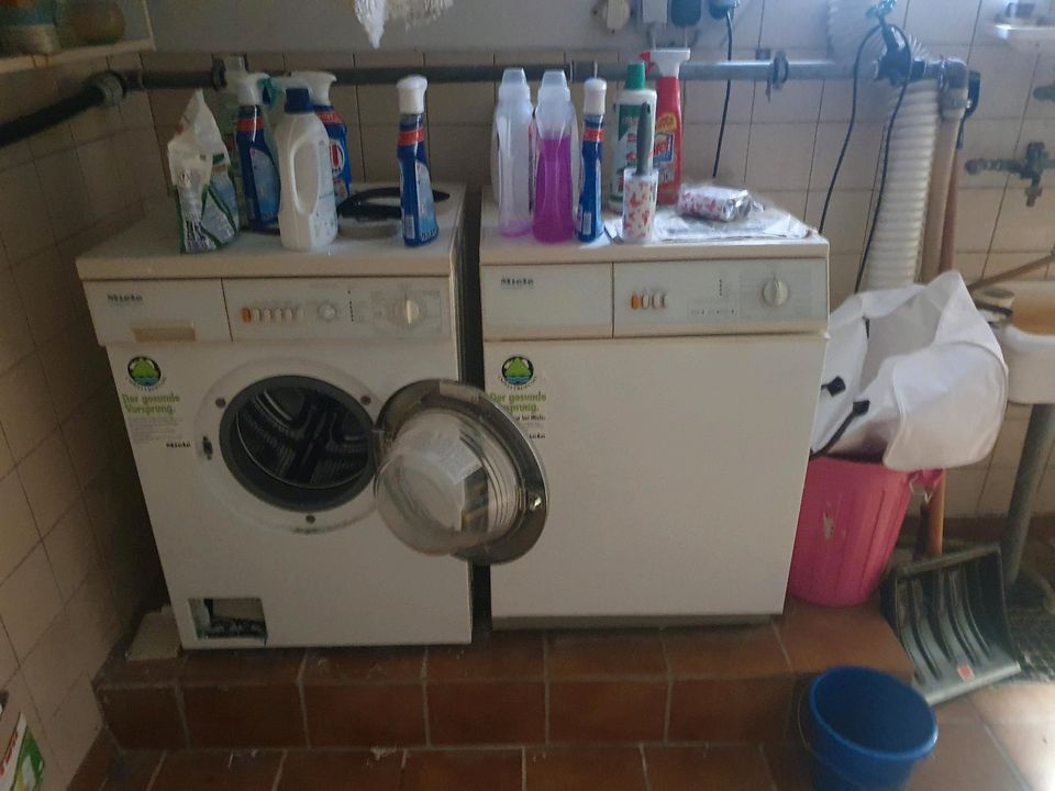 Miele Wäschetrockner und Waschmaschine in Harsewinkel - Marienfeld