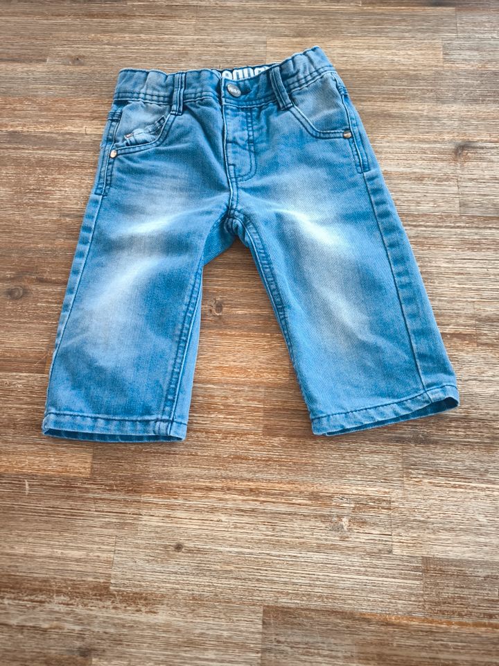 Kleidungspaket Jungen - Gr. 110/116 - Frühjahr/Sommer - 44 Teile in Nobitz