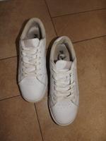 Schuhe ** Turnschuhe von Fila ** Gr. 41 Dresden - Leuben Vorschau