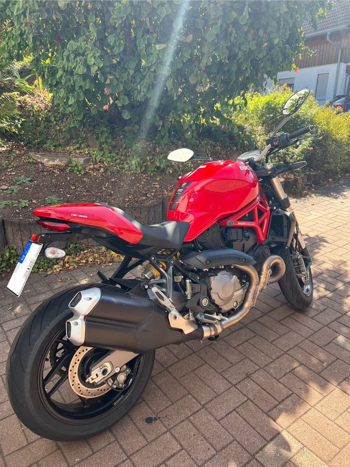 Ducati Monster 821 in Geiselberg