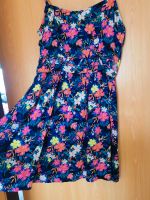 Sommer Kleid Gr. 36 H&M Blumen Nordrhein-Westfalen - Morsbach Vorschau