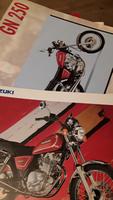 2 Suzuki GN250 Prospekte,  Suzuki GN 250 Single Brochures Niedersachsen - Wolfenbüttel Vorschau