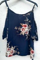 Süße leichte Shirt Bluse Gr 44-46 d-blau Blumen Cut Out Schulter Bayern - Steinhöring Vorschau