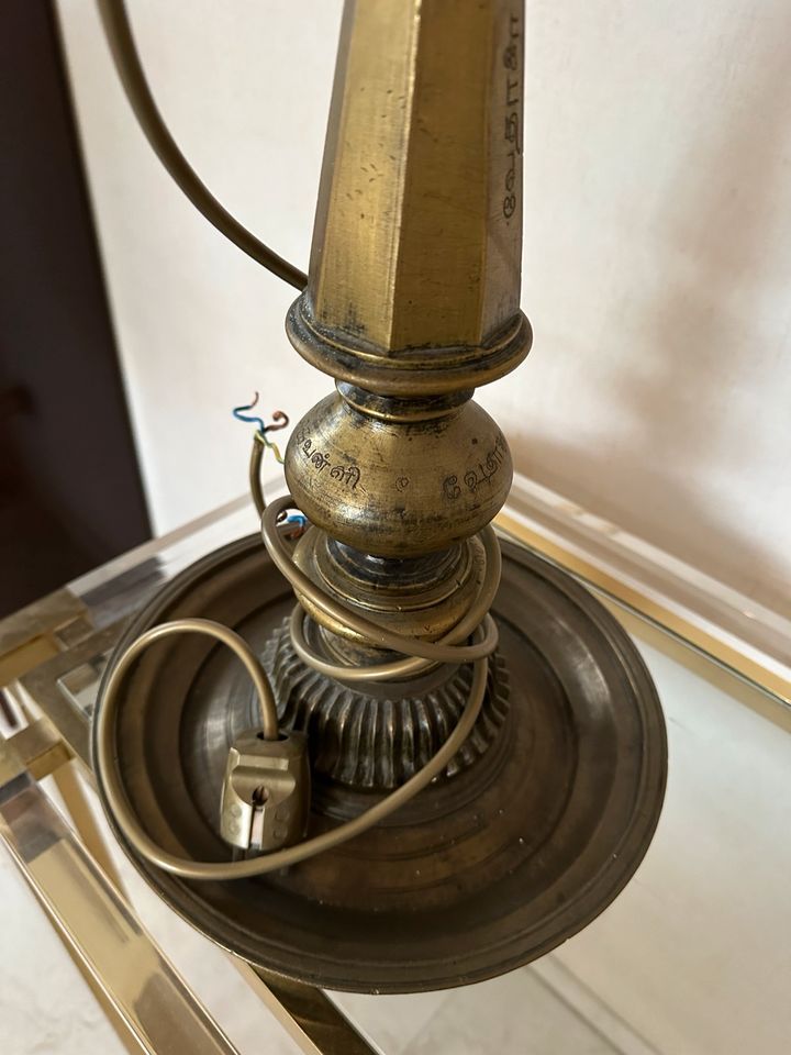 Antike Messing Lampe Neoklassisch Lampenschirm in Bad Soden am Taunus