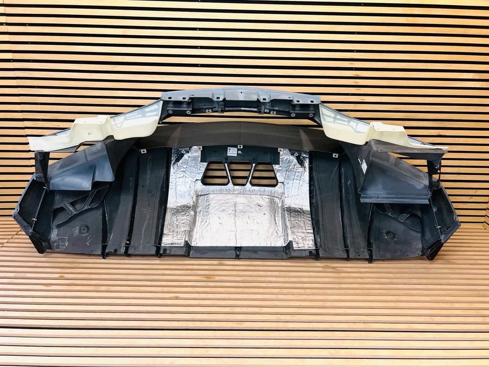 Lamborghini Aventador SVJ Stoßstange hinten Diffusor 470807301A in Küstriner Vorland