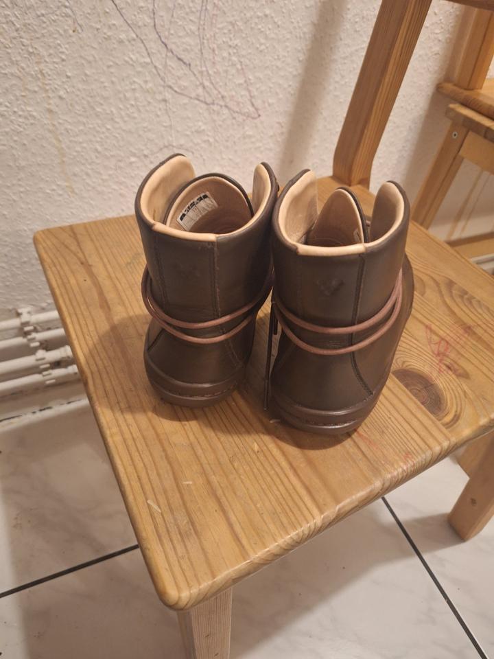 Barfußschuhe Barfußstiefel Vivobarefoot Gobi Hi IV 39 in Berlin