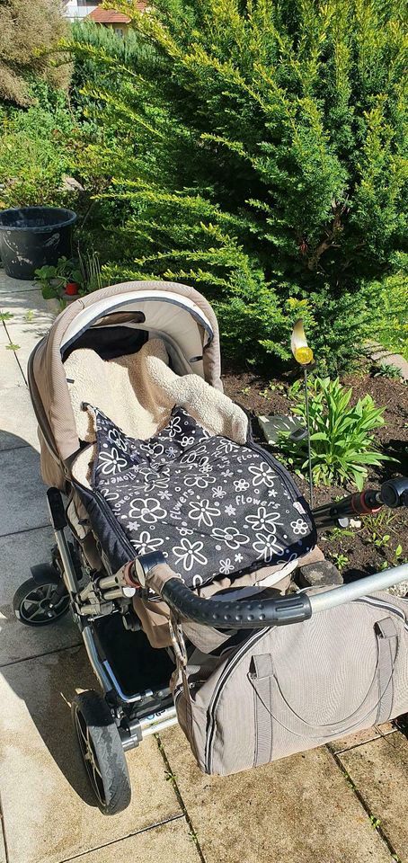 Hartan topline S Kinderwagen in Ebern