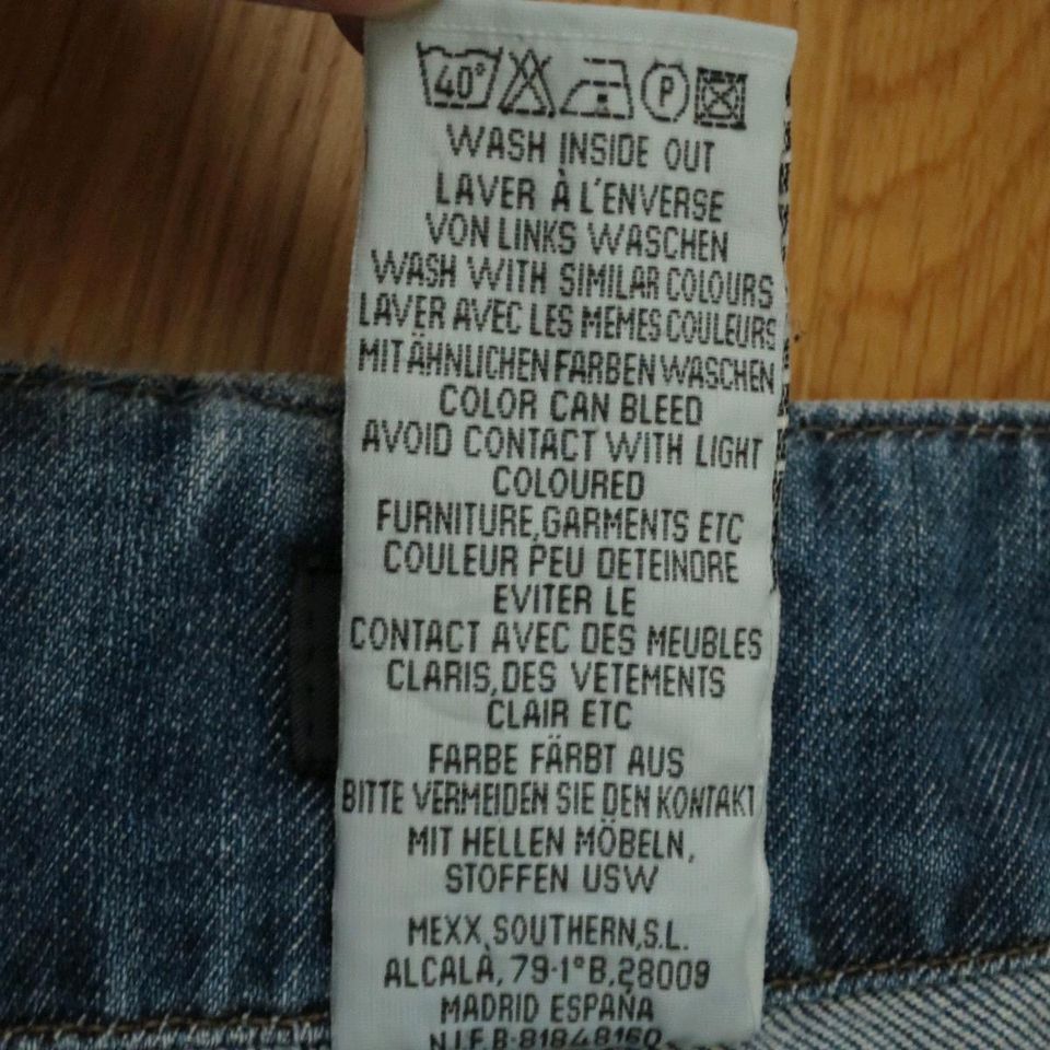 MEXX Jeans (Gr. 36) cropped in Düsseldorf