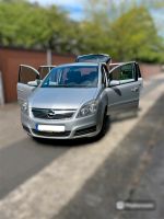 Opel Zafira B 1.8 1 Jahr TÜV Gut Gepflegt Automatik Klima Köln - Raderberg Vorschau