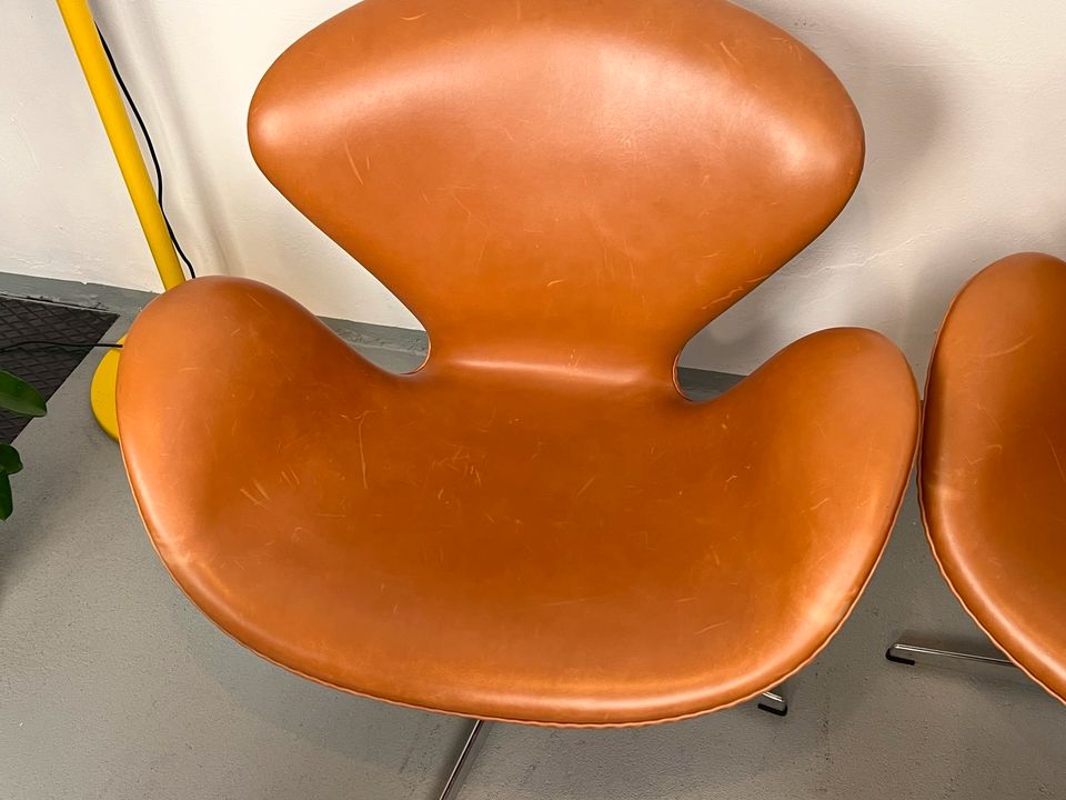 4x Arne Jacobsen Swan Chair Leder | Fritz Hansen Sessel Stuhl in Duisburg