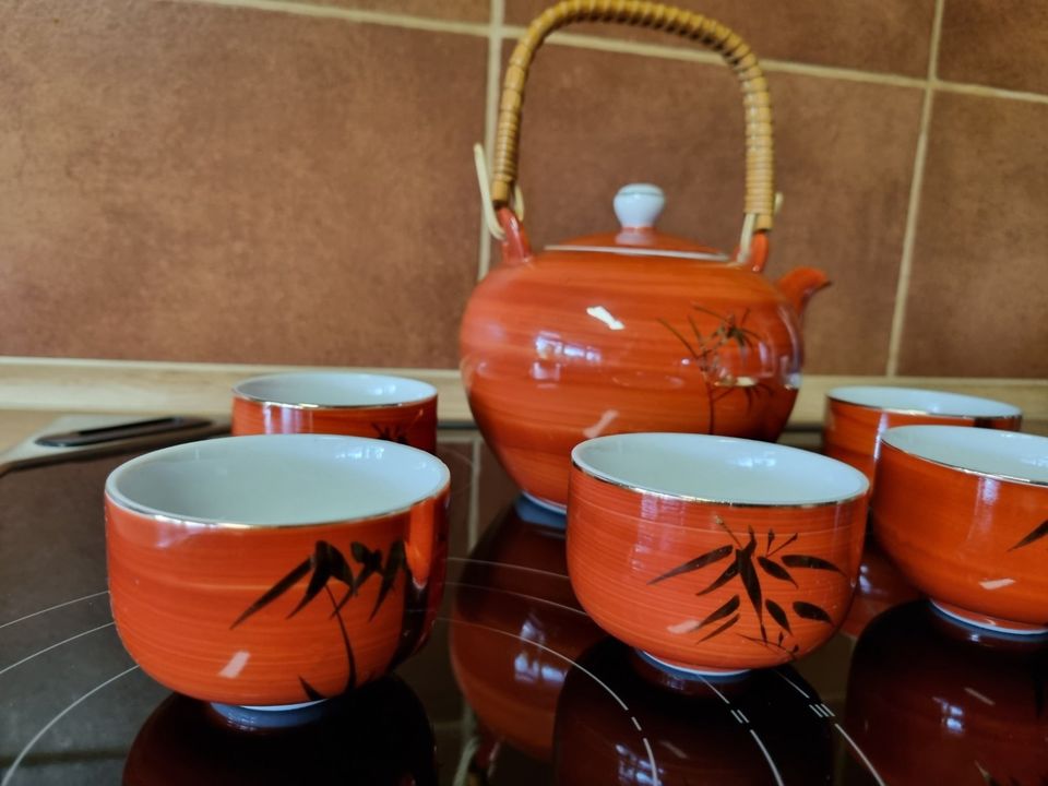 chinesisches Teeservice für 6 Personen in Dortmund