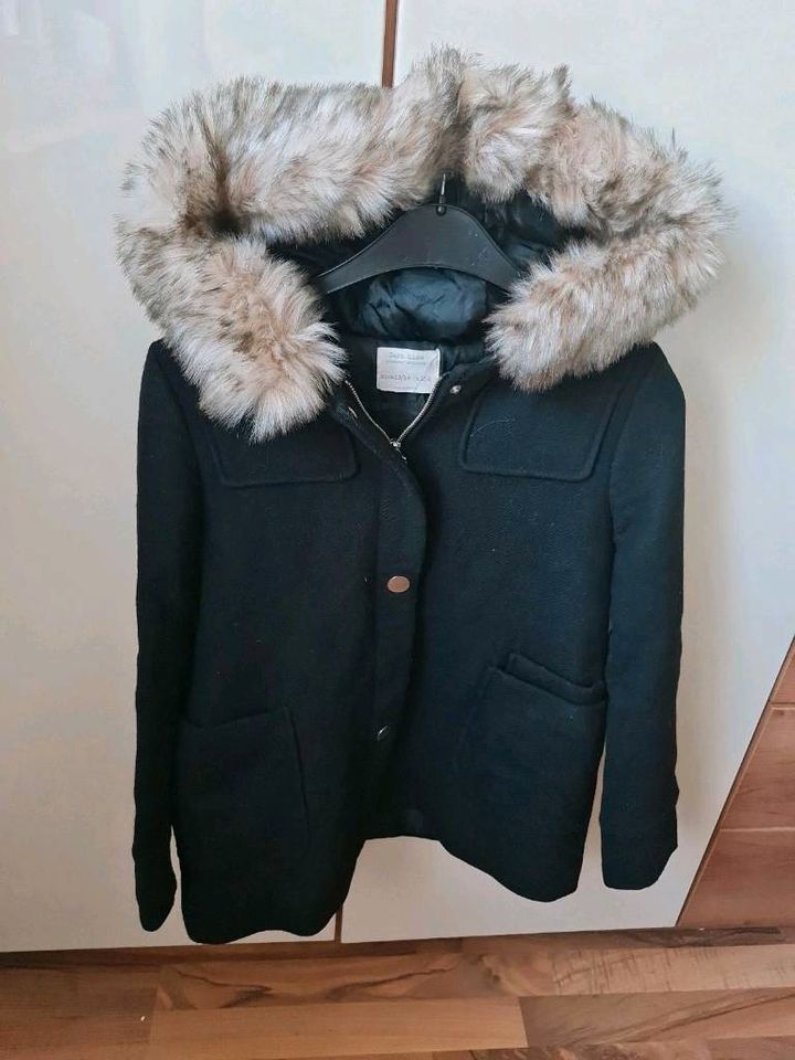 Zara Winterjacke, Mantel Mädchen 164 in Karlsruhe