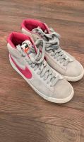 Nike Blazer Mid Sneaker Sportschuhe Gr.38,5 grau/pink Hessen - Bad Schwalbach Vorschau