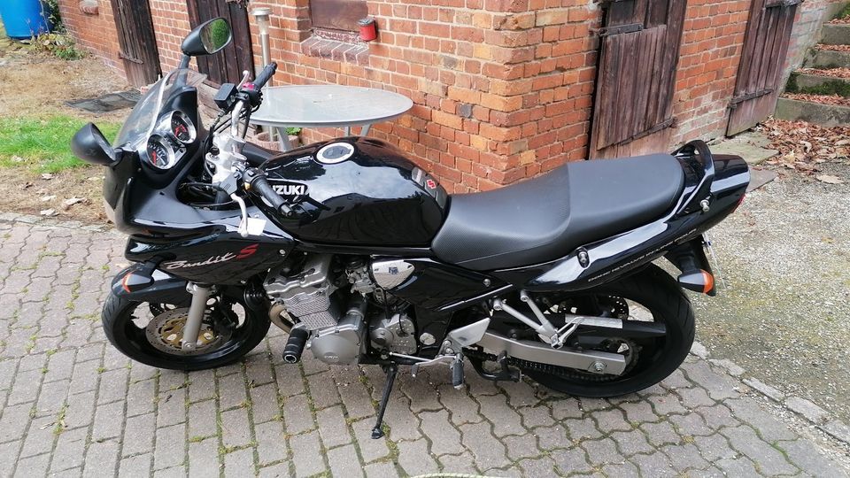 Suzuki GSF600S Bandit, sehr guter Zustand, TÜV 08/2024 in Hannover