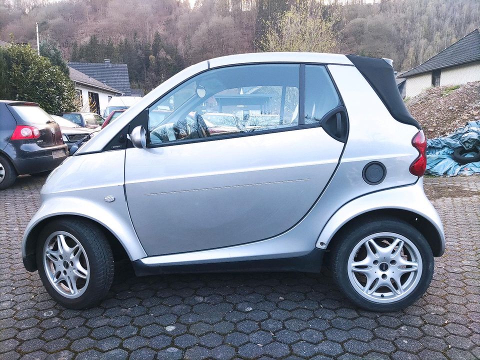 Smart Cabrio/TÜV neu/Klima/Sitzheizung/ in Engelskirchen