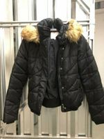 Steppjacke Winterjacke schwarz mit Kunstfell Gr. S von Zara Düsseldorf - Hafen Vorschau