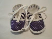 Babyschuhe lila-weiss mit Pünktchen Gr. 17/18 NEU Hessen - Rödermark Vorschau