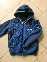 Super coole Sweatjacke Jacke Übergang Hilfiger 122/128 Nordrhein-Westfalen - Finnentrop Vorschau