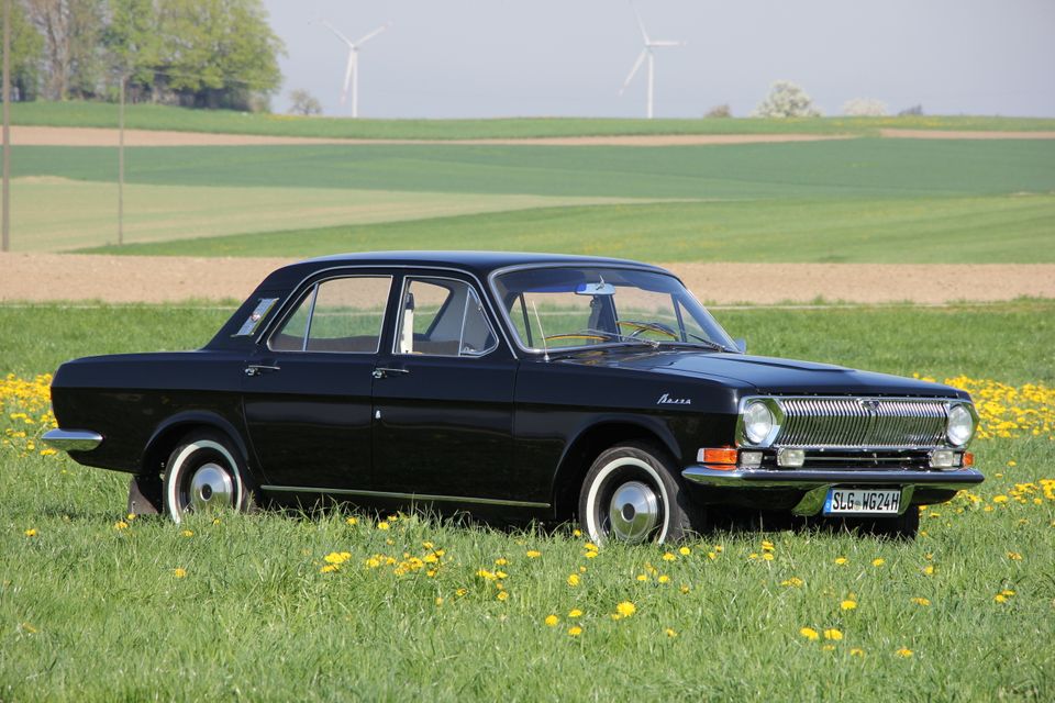 Hochzeitsauto, Brautauto, Hochzeit Oldtimer Wolga GAZ 24 in Aulendorf