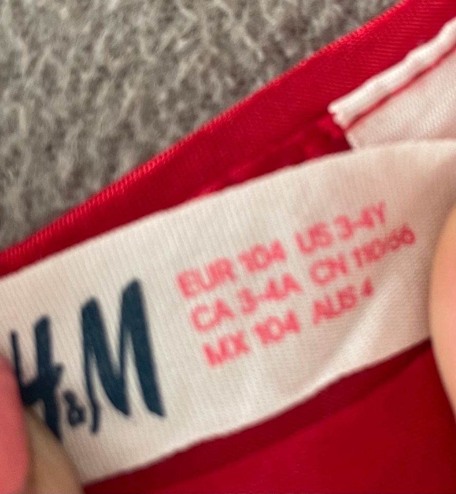 Festliches rotes Kleid gr 104 von h&m in Recklinghausen