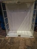 Vitrine Wandvitrine mit 3 Glasböden  Hängeschrank  Gebraucht Niedersachsen - Dollart Vorschau