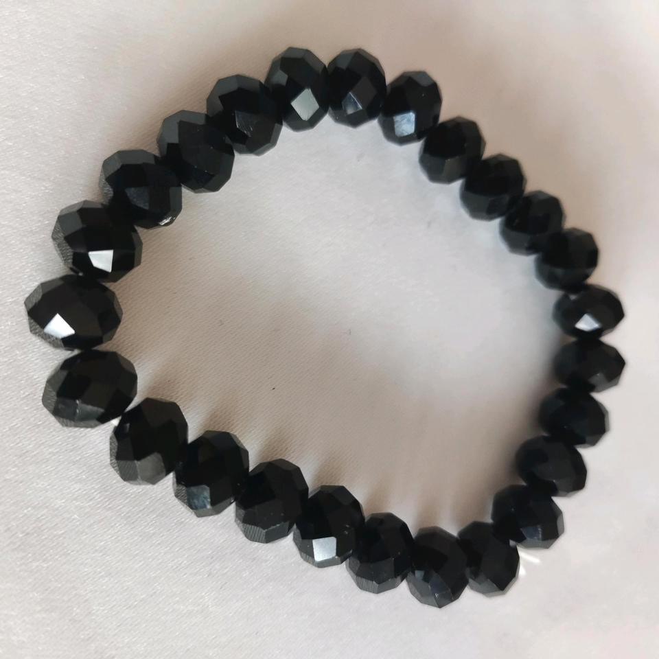 Perlenkette mit Armkettchen Farbe schwarz Modeschmuck in Pfarrkirchen