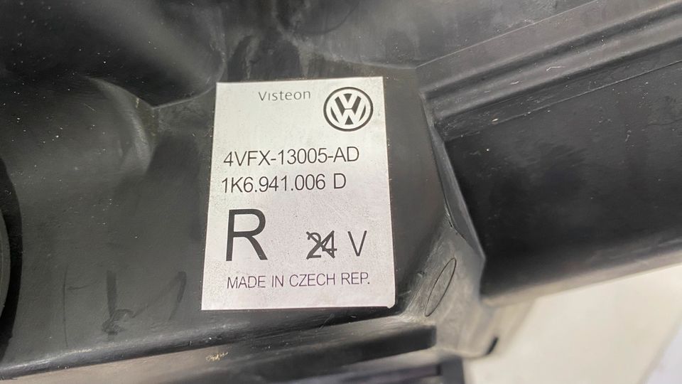 VW Golf 5 V Halogen Scheinwerfer rechts 1K6941006D in Essen