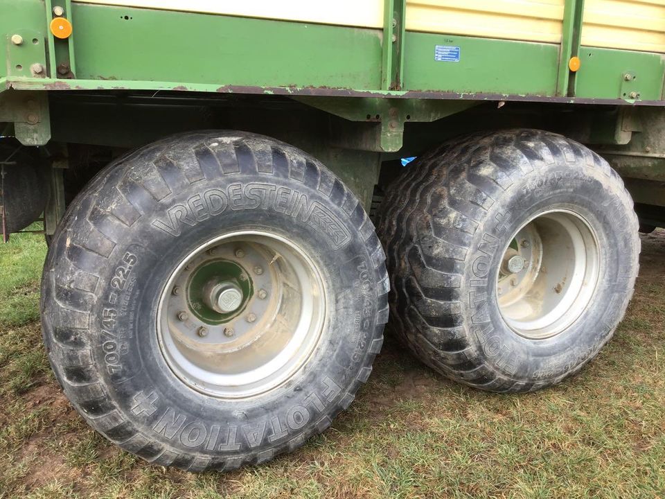 KRONE Ladewagen / Silierwagen 4XL-GD R in Burgbernheim