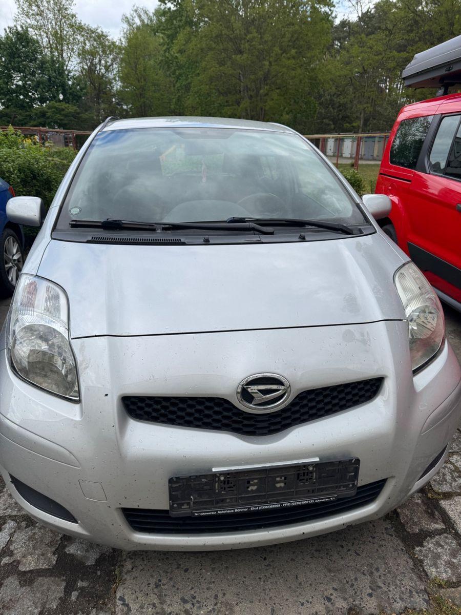 Abbildung des Autos Daihatsu Charade 1,33 Du…