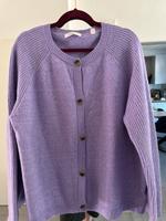 Tchibo Essentials Strickjacke Flieder Gr. 48/50 neuwertig Nordrhein-Westfalen - Rheine Vorschau