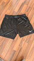 Nike Dri-FIT Herren Sportshorts – Größe L – Schwarz Nordvorpommern - Landkreis - Bad Sülze Vorschau