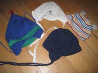 4x Mütze Sommer Junge Band Beanie bunt gestreift H&M 62 Hessen - Hüttenberg Vorschau