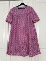 Kleid in Pink Berlin - Neukölln Vorschau