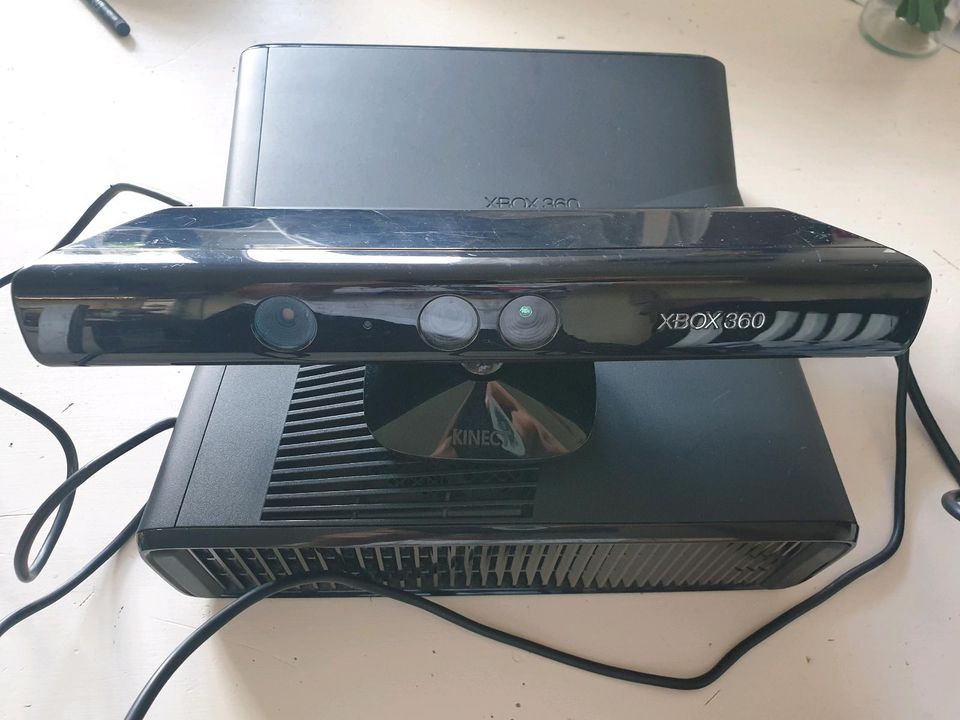 XBox 360 S Konsole in Markkleeberg