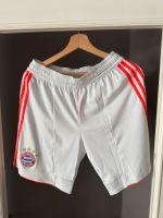 Adidas FC Bayern Hose 2012/13, CL-Outfit Thüringen - Erfurt Vorschau