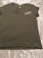 Nike T Shirt, olivgrün in Größe 38 Niedersachsen - Friesoythe Vorschau