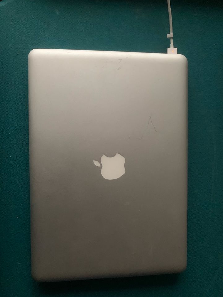 Apple MacBook A 1278. 13 Zoll in Hövelhof