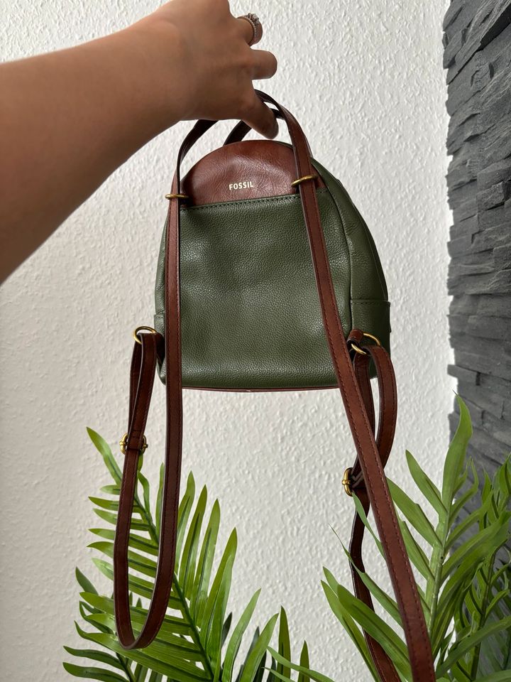 Fossil Leder Mini Rucksack grün gemustert Umhängetasche Crossbody in Berlin