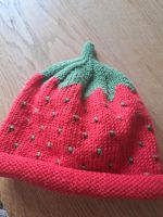 Erdbeer Mütze reine Baby Wolle Handmade Nordrhein-Westfalen - Bergneustadt Vorschau