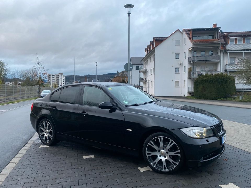 BMW 318d E90 in Marburg