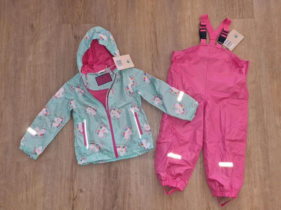 Regenkombi 98/104 Matschhose Regenjacke neu Einhorn Einhörner in Bergisch Gladbach