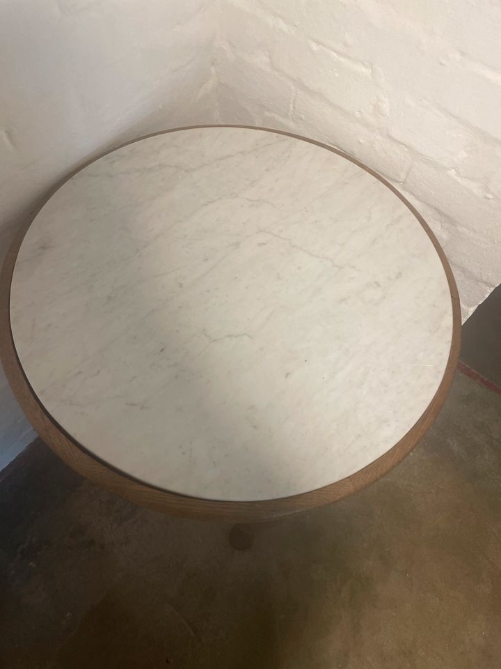 Tisch, Beistelltisch, Marmor in Hamburg